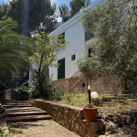 Rubino, Addaura - Mondello 3*