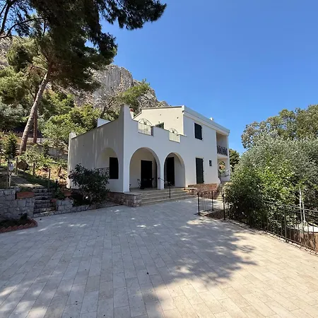 Gasthuis Rubino, Addaura - Mondello Palermo