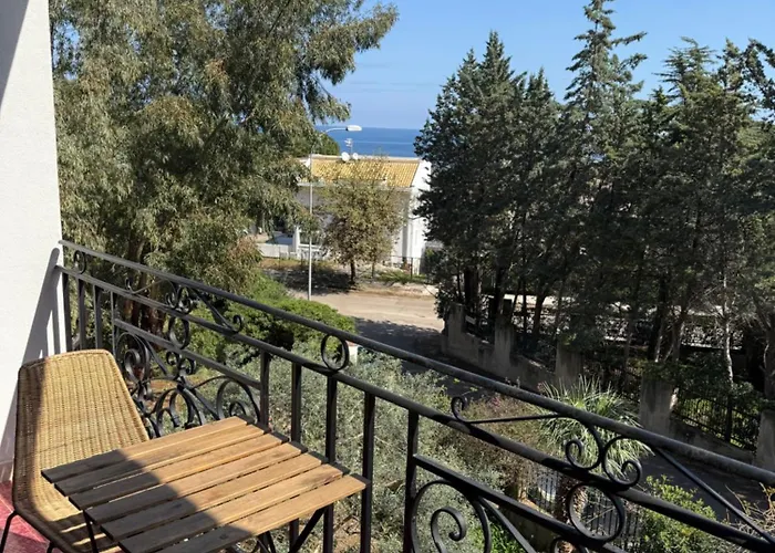 Rubino, Addaura - Mondello Gæstehus 3*