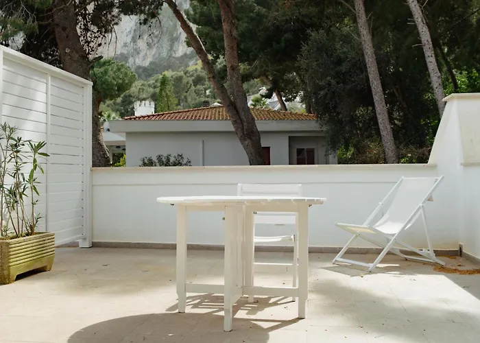 Rubino, Addaura - Mondello Gæstehus 3*