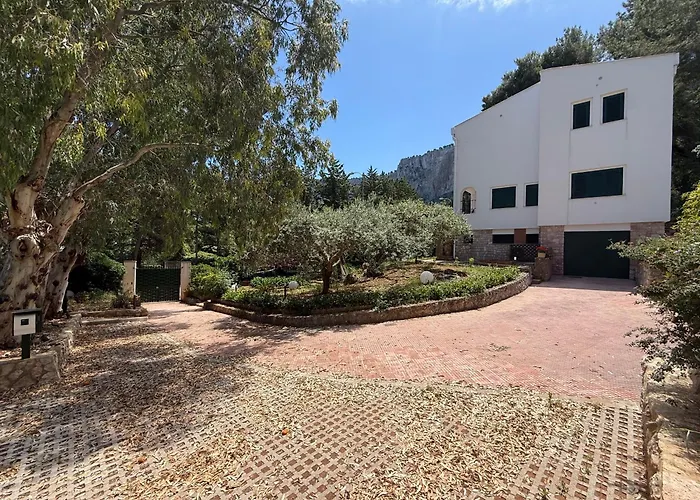 Rubino, Addaura - Mondello Gæstehus Palermo